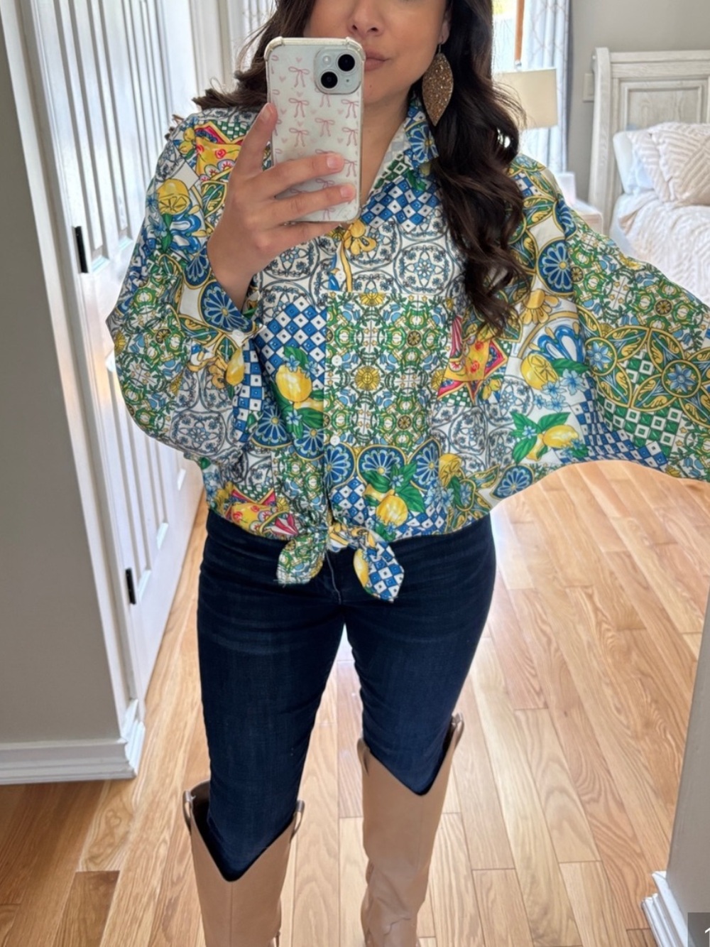 Silky lemon balloon sleeve tie front top